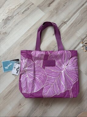 ALOHA collection special edition day trip